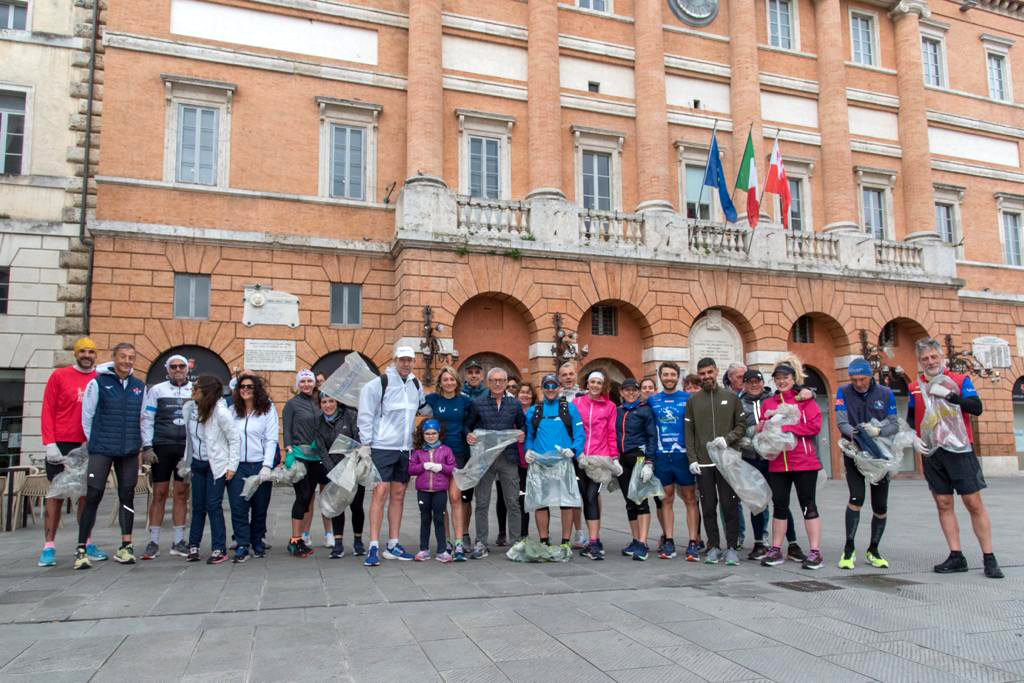 Plogging Corri e Raccogli - Atletica Winner Foligno